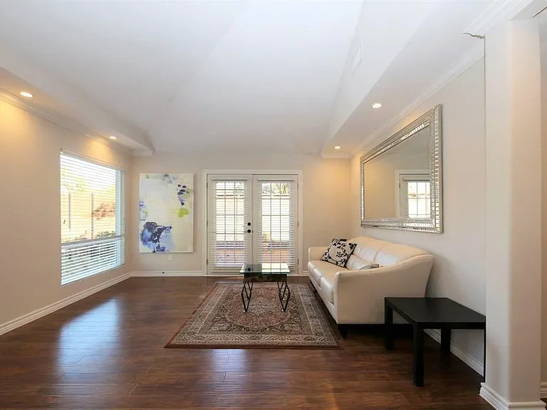 5501 Aspen St — Photo 8
