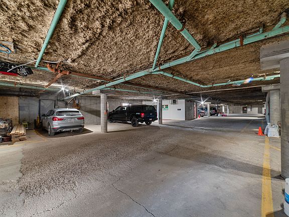 4th image of 150 W Ridgeview Dr #117