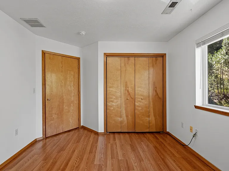 1329 W Qualchan Dr — Photo 14