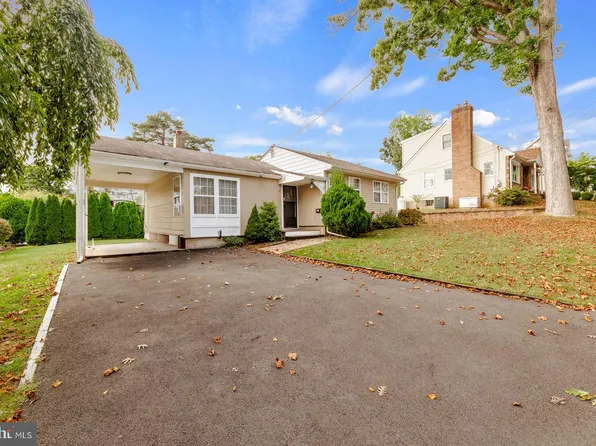 1014 Avenue C, Langhorne, PA 19047