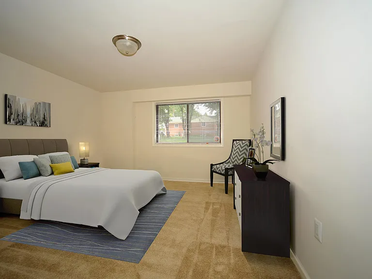 Overlook Apartments — Photo 15