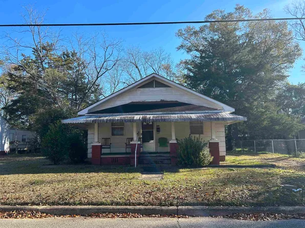 206 Barton St, Andalusia, AL 36420