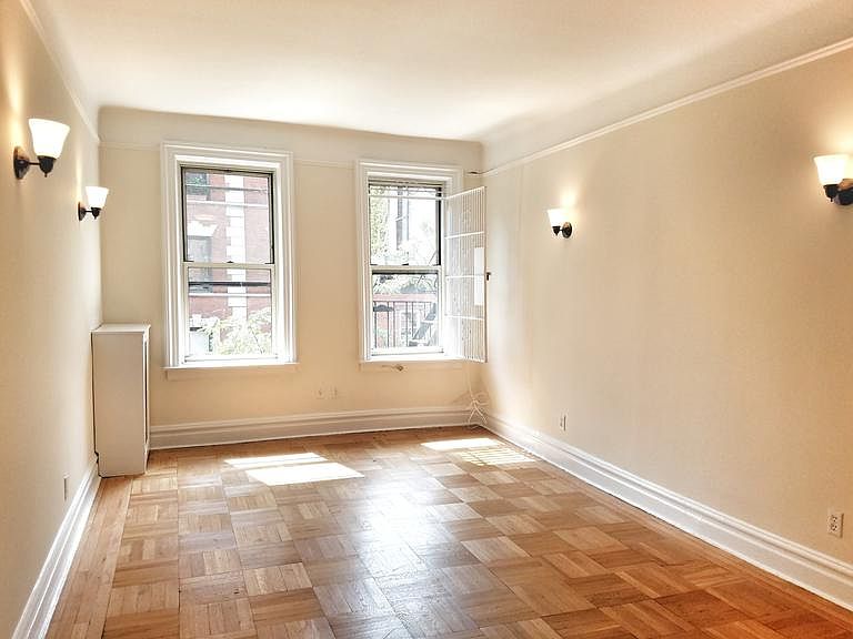 1st image of 233 W 21st St APT 4A