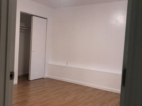 2nd image of 214 Ney St