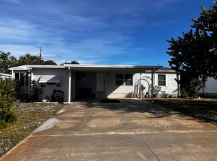 6 Treasure Cir, Sebastian, FL 32958