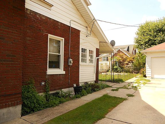 side of house and driveway