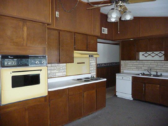 3rd image of 13989 Eunice Ln