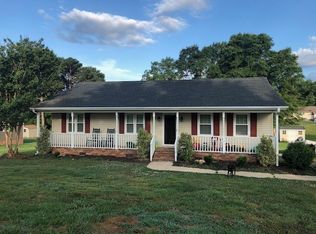 114 Taft Dr, Chesnee, SC 29323