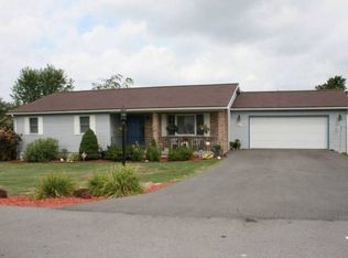 1416 Brockton Dr, Morgantown, WV 26508