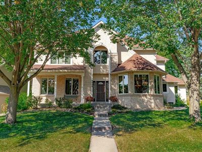 2439 Oakridge Ln E, Maplewood, MN, 55119
