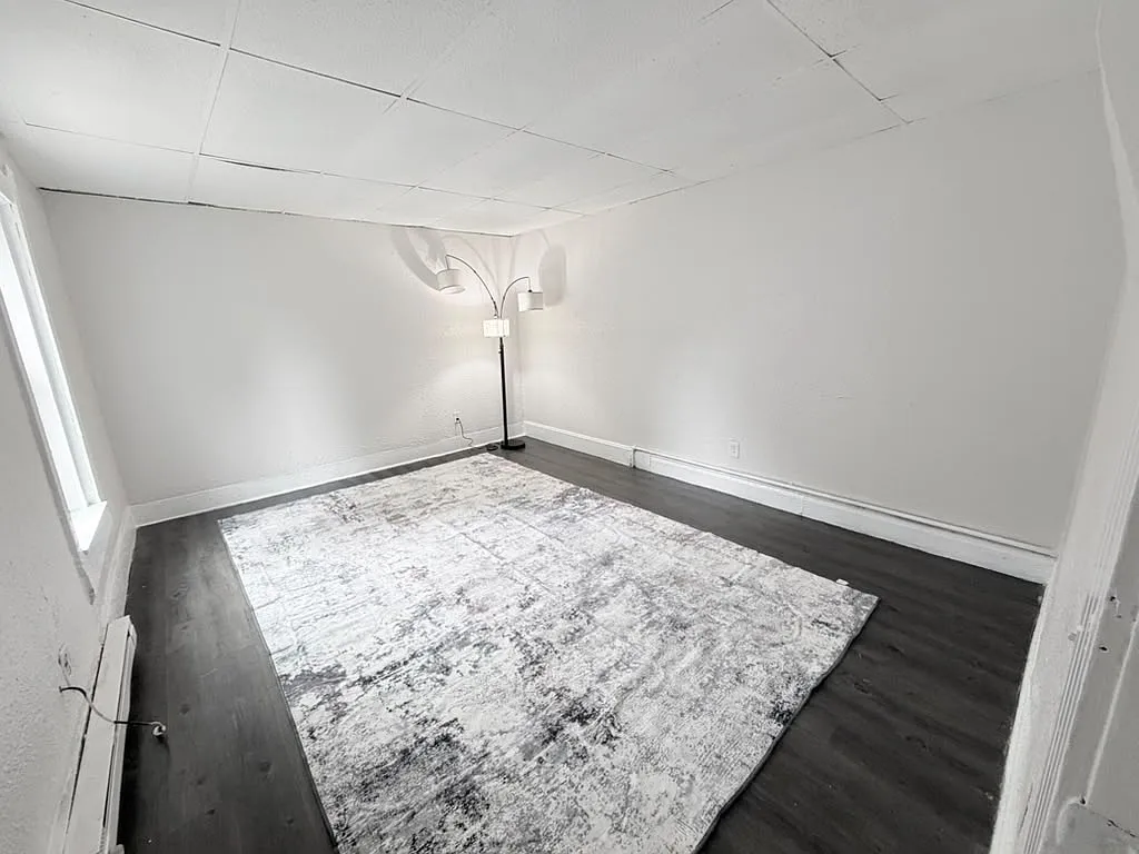 2 bed, 850 sqft, $800 — Photo 3
