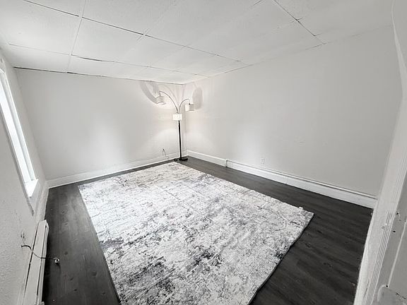 3rd image of 473 Raymer Blvd