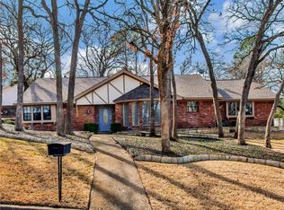 2904 Lucern Ct, Arlington, TX 76012