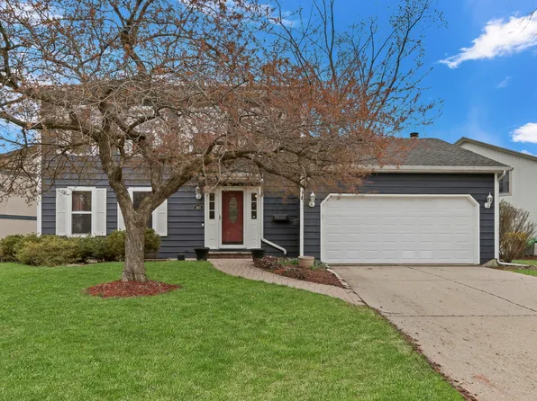 460 Sunnyside Ave, Gurnee, IL 60031