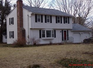 104 Tripp Rd, Woodstock, CT 06281