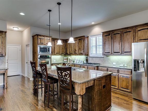 5th image of 3936 Freshwater Dr