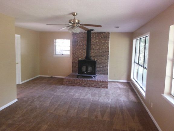 3rd image of 37 Dudley Dr
