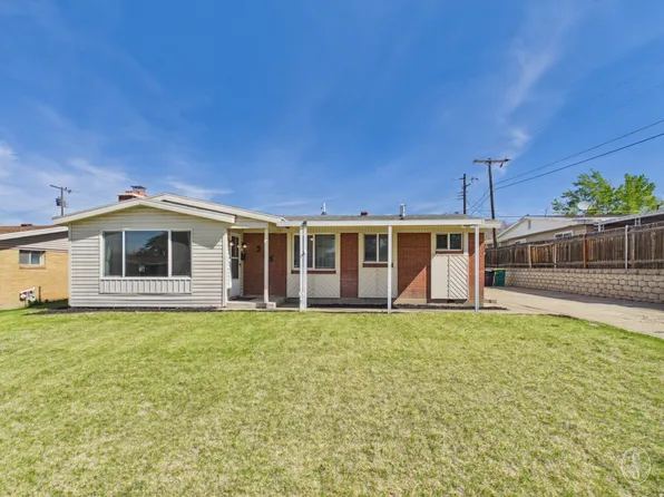 215 W 700 N, Clearfield, UT 84015