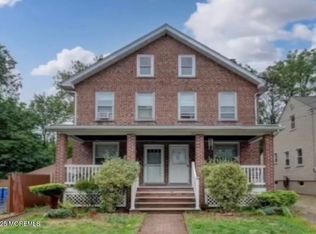 17 Codington Pl, Somerville, NJ 08876