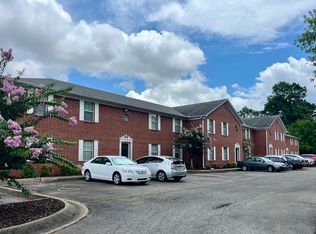 2010 Cleveland St #D-9, Conway, AR 72032