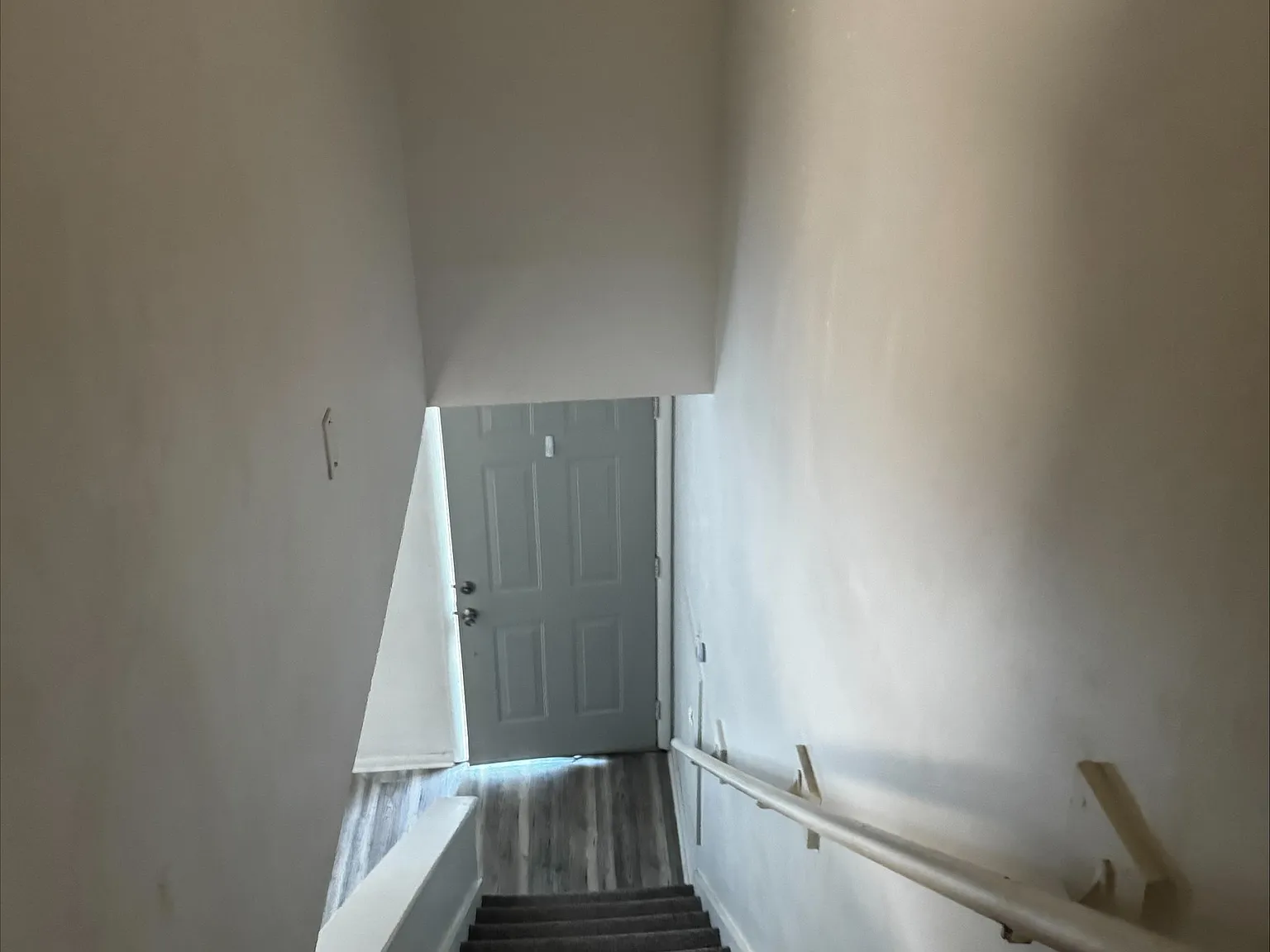 2 bed, 1.5 bath, 1050 sqft, $900 — Photo 1