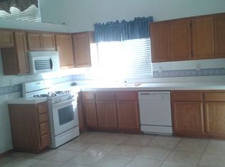 9318 Dragon Tree Dr, Hesperia, CA 92344