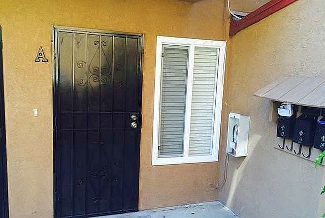 1st image of 2516 Elsinore St APT A