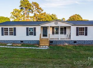 2918 23rd Ave NE, Hickory, NC 28601