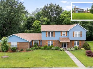 1013 N Smiley St, O'Fallon, IL 62269