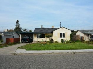 1135 N Hemlock Ave, Reedley, CA 93654