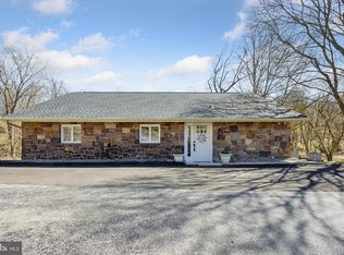 2945 Appledale Rd, Norristown, PA 19403