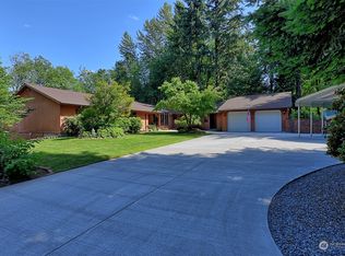 1004 218th Pl SE, Bothell, WA 98021
