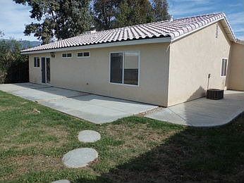 1083 Olive Ave Beaumont CA 92223 Zillow