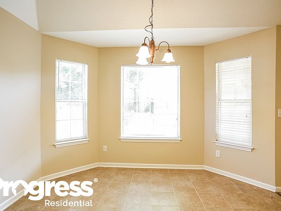 5th image of 7140 Grapetree Trl