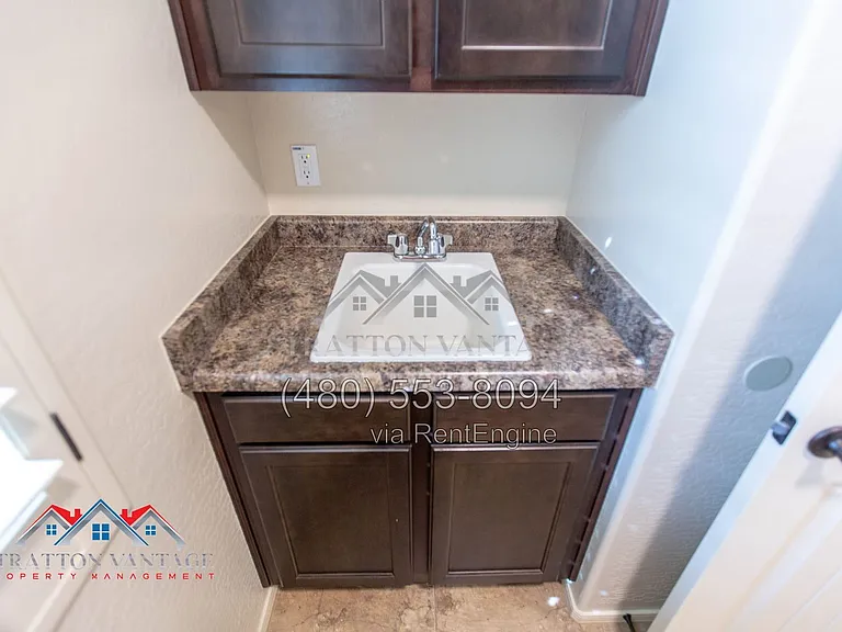 4467 E Remington Dr — Photo 23