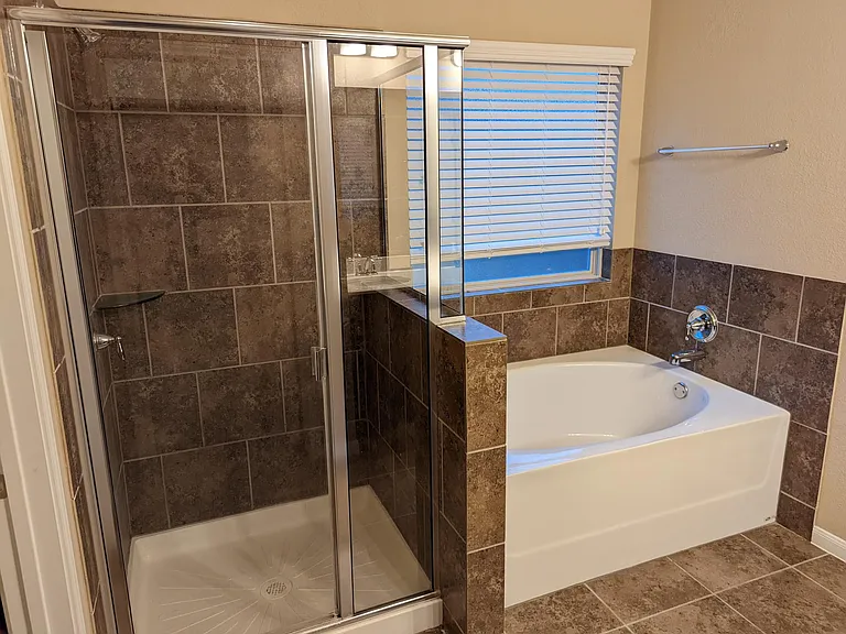 5715 Drury Ln — Photo 19
