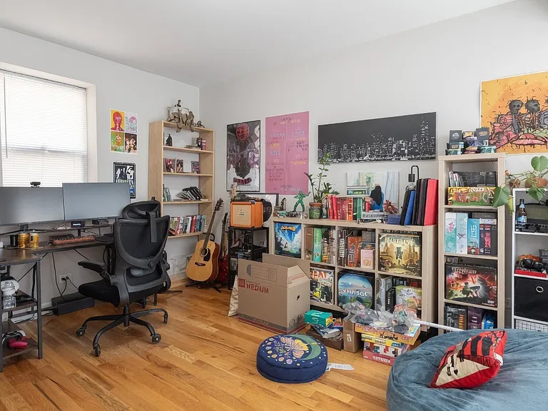 2046 W Touhy Ave #1 — Photo 7