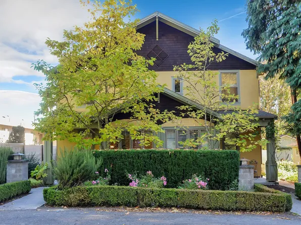 577 5th St, Lake Oswego, OR 97034