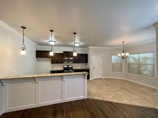 1053 Tarah Knolls Cir — Photo 5