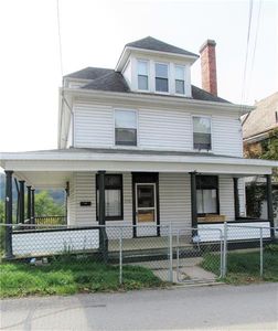 570 Franklin St, Freeport, PA, 16229