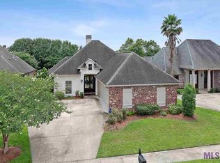 8539 Foxfield Dr, Baton Rouge, LA 70809
