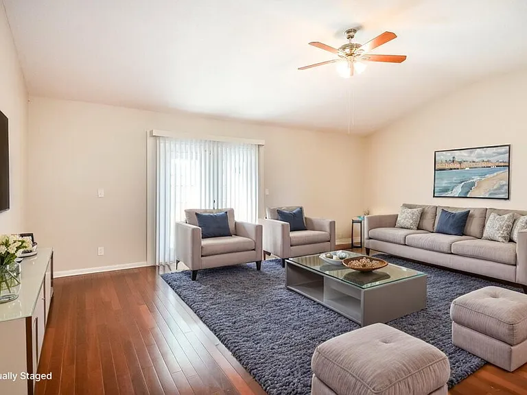 12640 Ashmore Green Dr S — Photo 4
