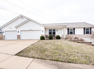 3141 Rosedale Dr, Arnold, MO 63010
