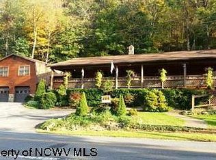 188 Pleasantdale Rd, Kingwood, WV 26537