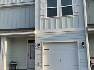 115 Crossing Ln UNIT E, Pt Washington, FL 32459