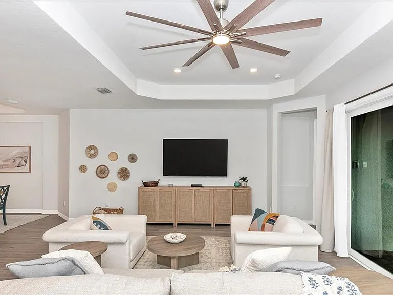 17672 Santorini Ct — Photo 20
