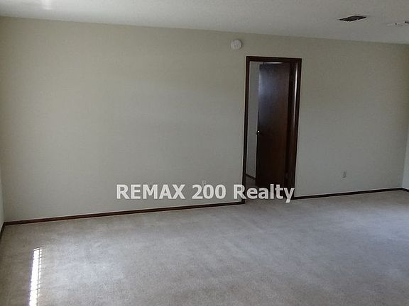 2nd image of 1199 Sawmill Ct
