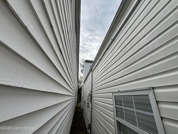 4th image of 1728 Rowan St