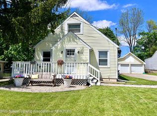 306 W Madison St, Dewitt, MI 48820