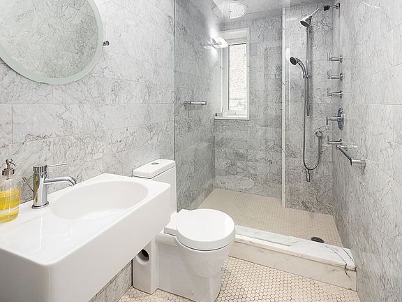 3rd image of 106 Lexington Ave APT 6